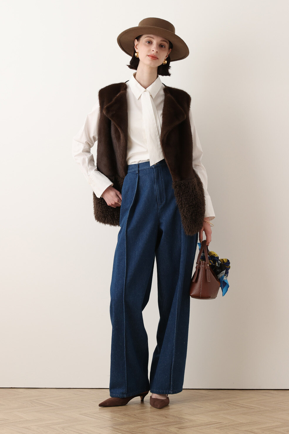 Discover THE NEW SEASON｜LOOK 01