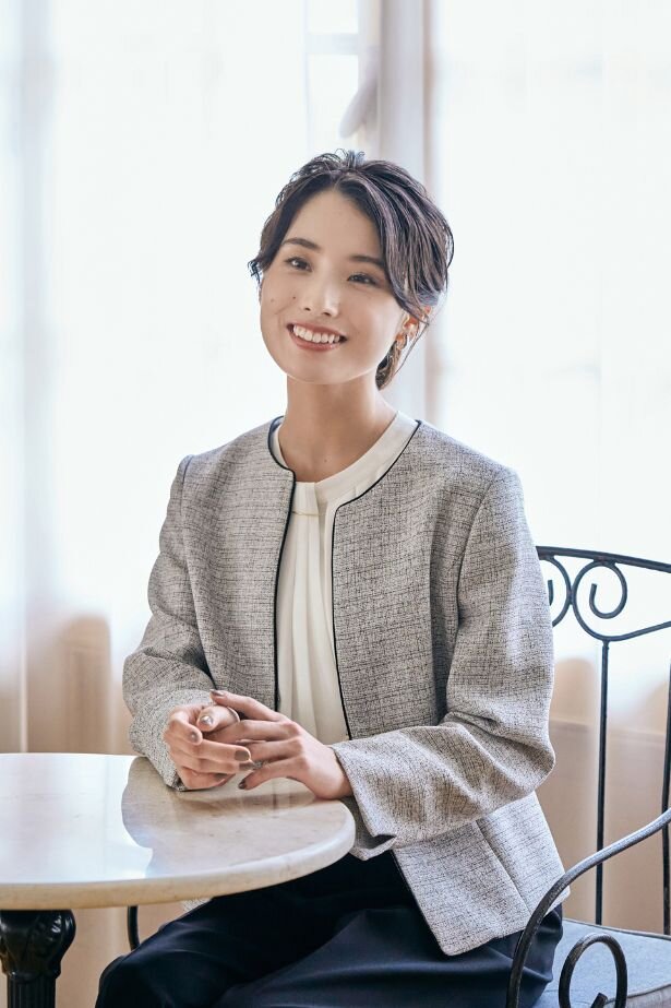 華やかに、清楚に。セレモニースーツ - 洋服の青山