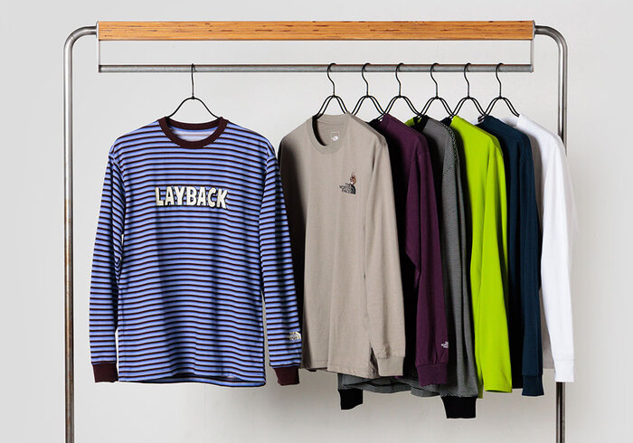 ゴールドウインオンラインストア公式 | 秋の気分をロンTから。 | LAYBACKロゴ入りブルー系ボーダー長袖Tシャツを中心に、多彩なカラー展開のロングスリーブTシャツを並べたラインアップ展示